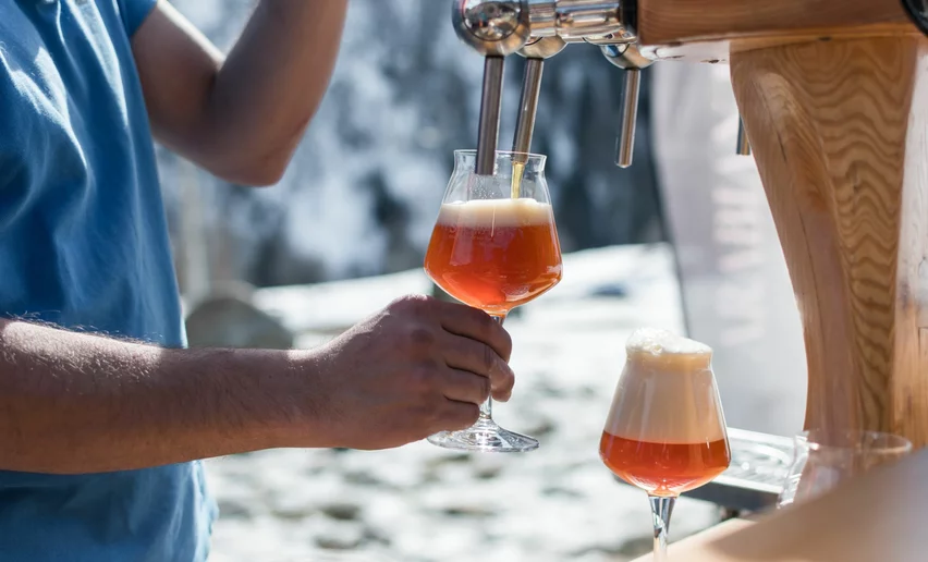 Degustando a tutta birra | © Archivio APT Val di Sole - ph Giacomo Podetti