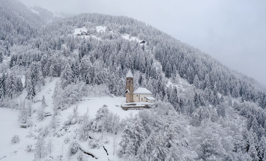 Chiesa di Santa Lucia a Comasine | © Ph. Giacomo Podetti - Archivio APT Val di Sole